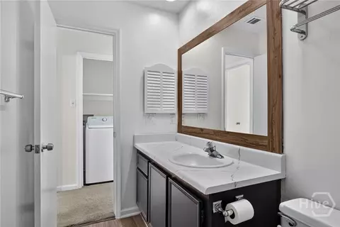 Bath - 12502 Apache Ave #27, Savannah, GA 31419 photo 5 of 5