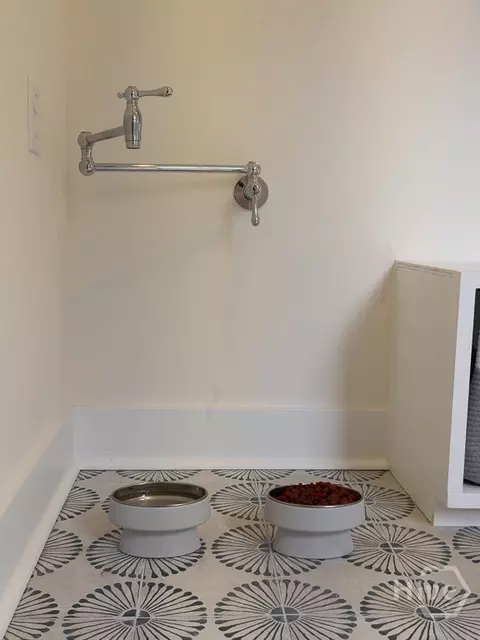 Other - 809 E 36th St, Savannah, GA 31401 photo 3 of 7