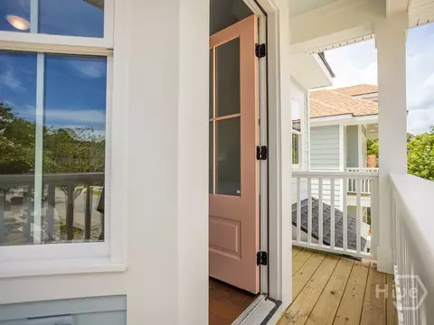Exterior - 809 E 36th St, Savannah, GA 31401 photo 6 of 7