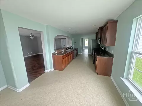 Entry Way - 36 Central Park Way, Savannah, GA 31407 photo 4 of 4