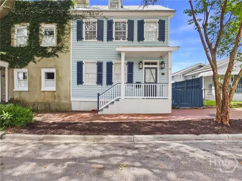 509 E Charlton St, Savannah, GA 31401
