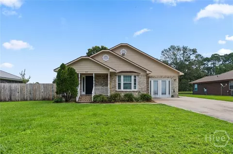 937 Gulfstream Rd, Hinesville, GA 31313