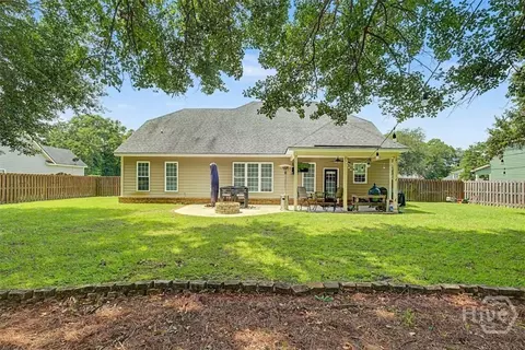 Exterior - 102 Red Oak Ln, Rincon, GA 31326 photo 3 of 8