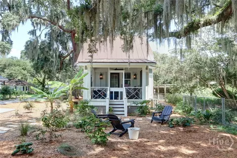 2415 Texas Ave, Savannah, GA 31404