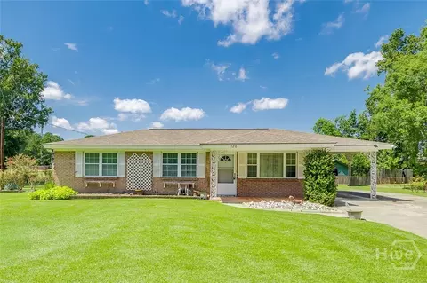 126 Oglesby Ave, Garden City, GA 31408