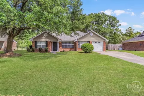 831 Osprey Dr, Richmond Hill, GA 31324