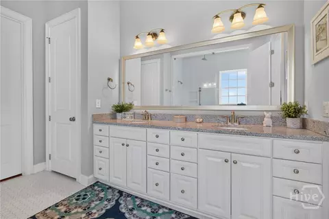 Bath - 145 Bramswell Rd, Pooler, GA 31322 photo 2 of 4
