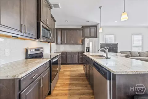 Kitchen - 8 Chimney Ct, Port Wentworth, GA 31407 photo 2 of 5