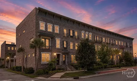 500 Altamaha St, Savannah, GA 31401