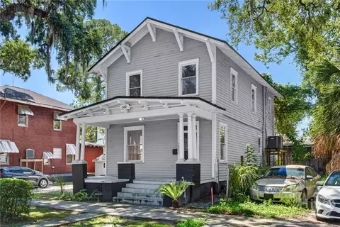 535 E 37th St, Savannah, GA 31401