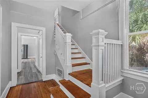 Entry Way - 535 E 37th St, Savannah, GA 31401 photo 3 of 7