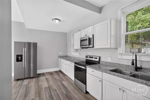 Other - 535 E 37th St, Savannah, GA 31401 photo 4 of 15