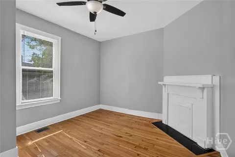 Bedroom - 535 E 37th St, Savannah, GA 31401 photo 1 of 5