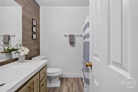 Bath - 211 Longleaf Cir, Pooler, GA 31322 photo 1 of 3