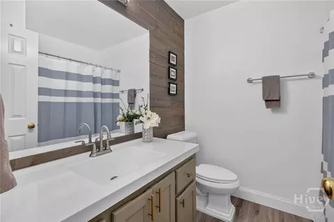 Bath - 211 Longleaf Cir, Pooler, GA 31322 photo 2 of 3
