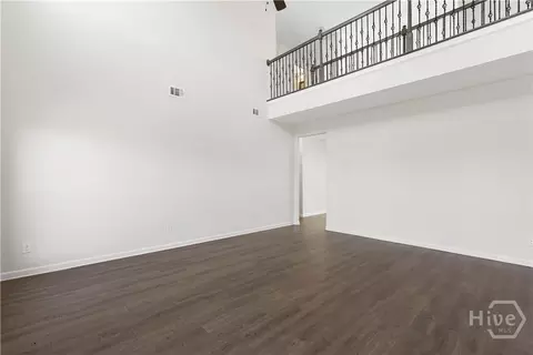 Living - 125 Grimsby Rd, Savannah, GA 31407 photo 1 of 6