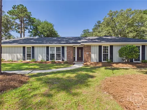 211 Christie Rd, Savannah, GA 31410