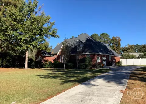 525 St Andrews Cir, Statesboro, GA 30458