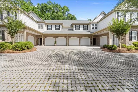 204 River Oaks Dr, Richmond Hill, GA 31324