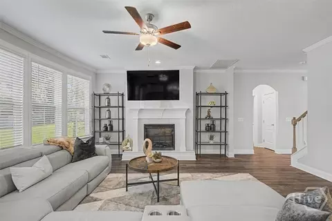 Living - 118 Watson Mill Rd, Guyton, GA 31312 photo 1 of 2
