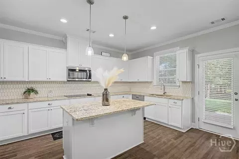 Kitchen - 118 Watson Mill Rd, Guyton, GA 31312 photo 2 of 4