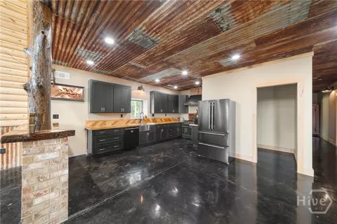 Kitchen - 3875 Poor Robin Rd, Sylvania, GA 30467 photo 1 of 3