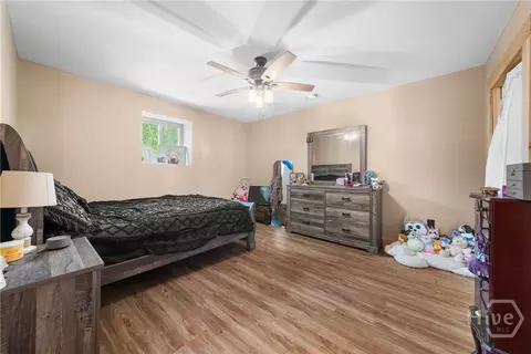 Bedroom - 3875 Poor Robin Rd, Sylvania, GA 30467 photo 5 of 10