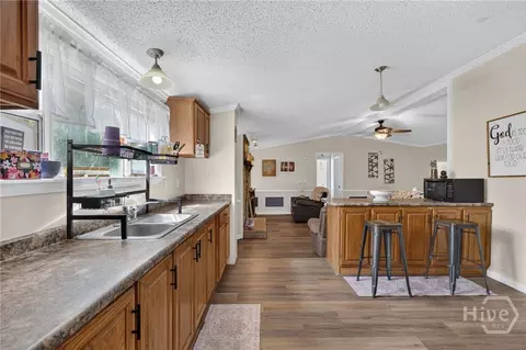 Kitchen - 1444 Courthouse Rd, Guyton, GA 31312 photo 4 of 5