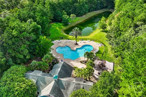 Exterior - 6 Castle Hill Rd, Savannah, GA 31419 photo 8 of 9