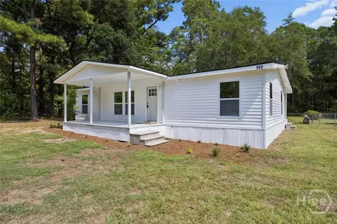Exterior - 562 4th Ext, Guyton, GA 31312 photo 4 of 5