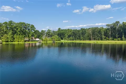 5 Pine Ridge Trl, Ellabell, GA 31308