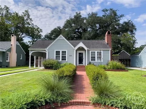 405 E 61st St, Savannah, GA 31405