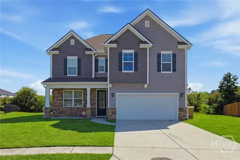 54 Palmer Pl, Richmond Hill, GA 31324