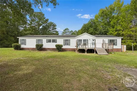 Exterior - 113 Beecher Dr, Guyton, GA 31312 photo 2 of 8