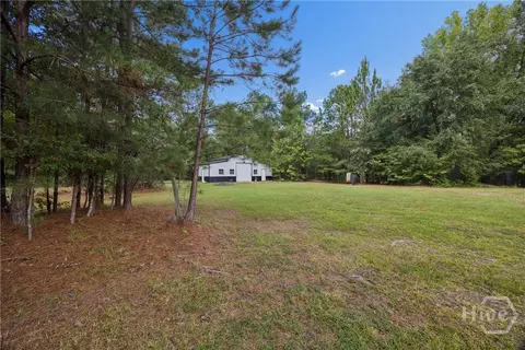 Exterior - 113 Beecher Dr, Guyton, GA 31312 photo 7 of 8
