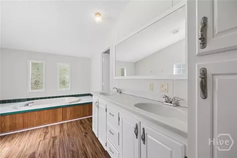 Bath - 113 Beecher Dr, Guyton, GA 31312 photo 5 of 6