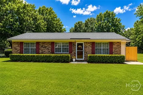 207 Poplar St, Bloomingdale, GA 31302