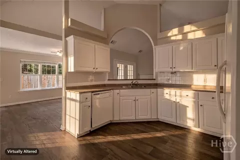 Kitchen - 262 Silver Brook Cir, Pooler, GA 31322 photo 2 of 2