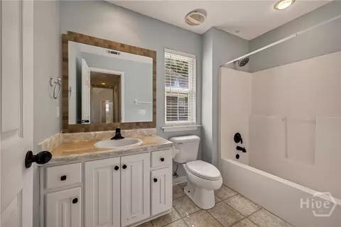 Bath - 262 Silver Brook Cir, Pooler, GA 31322 photo 2 of 2