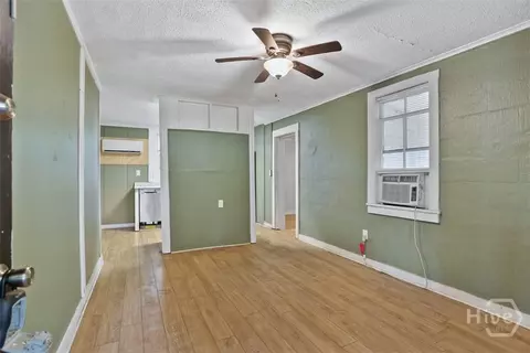 Living - 3107 3109 Casino, Thunderbolt, GA 31404 photo 2 of 4