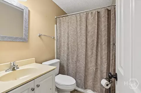 Bath - 117 Quiet Pine Cir, Pooler, GA 31322 photo 1 of 3