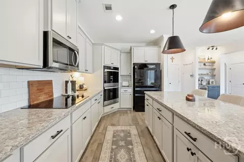 Kitchen - 107 Watson Mill Rd, Guyton, GA 31312 photo 5 of 5