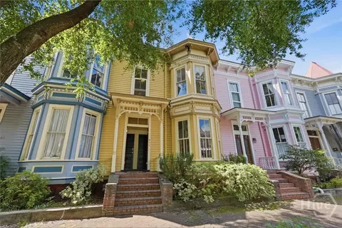 411 E Huntingdon St, Savannah, GA 31401