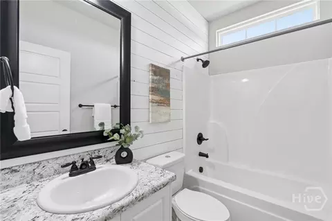 Bath - 185 Willow Dr, Guyton, GA 31312 photo 1 of 3