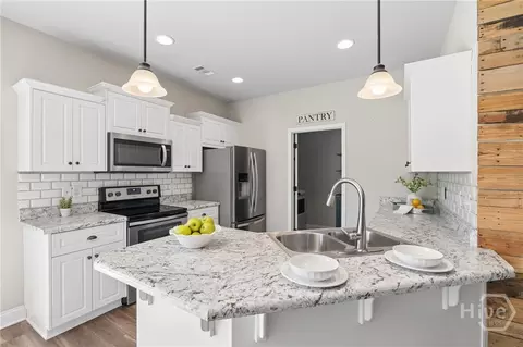 Kitchen - 185 Willow Dr, Guyton, GA 31312 photo 1 of 3