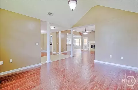 Living - 46 Prospect Loop, Midway, GA 31320 photo 2 of 4