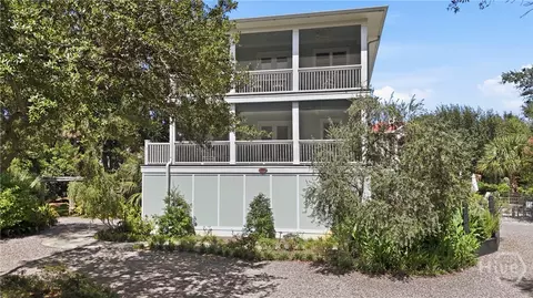13 Solomon Ave, Tybee Island, GA 31328
