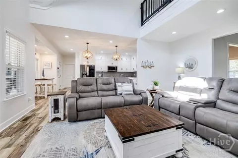Living - 1045 Par Dr NE, Townsend, GA 31331 photo 4 of 6