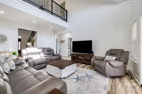 Living - 1045 Par Dr NE, Townsend, GA 31331 photo 3 of 6
