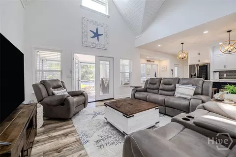 Living - 1045 Par Dr NE, Townsend, GA 31331 photo 1 of 6
